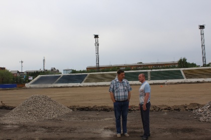 Капремонт стадиона «Химик» решили завершить в 2017 году